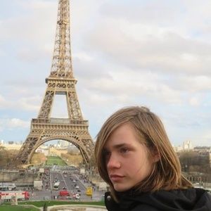 Meet your Posher, Simon-pierre